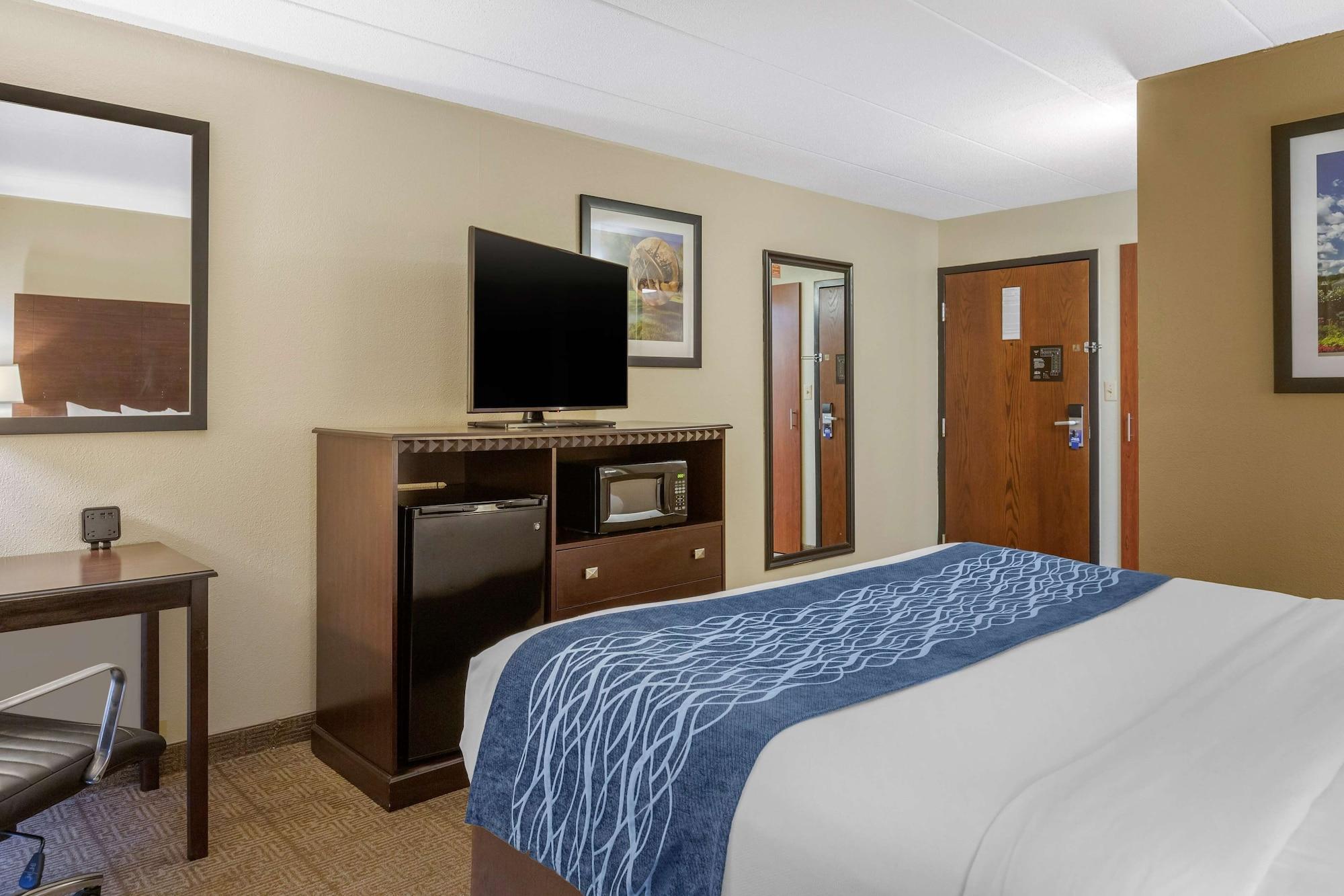 Comfort Grand Rapids Airport 2* Cascade