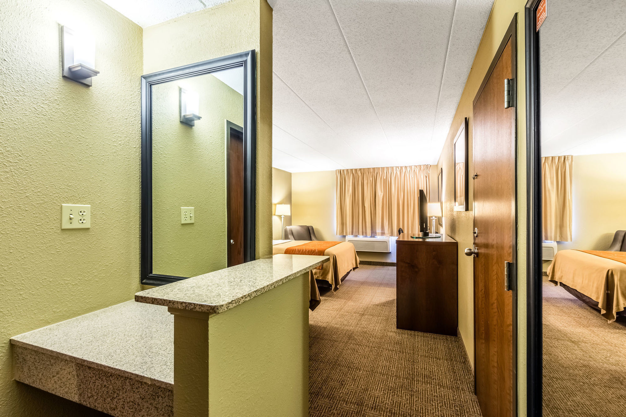 Comfort Grand Rapids Airport Estalagem 2*